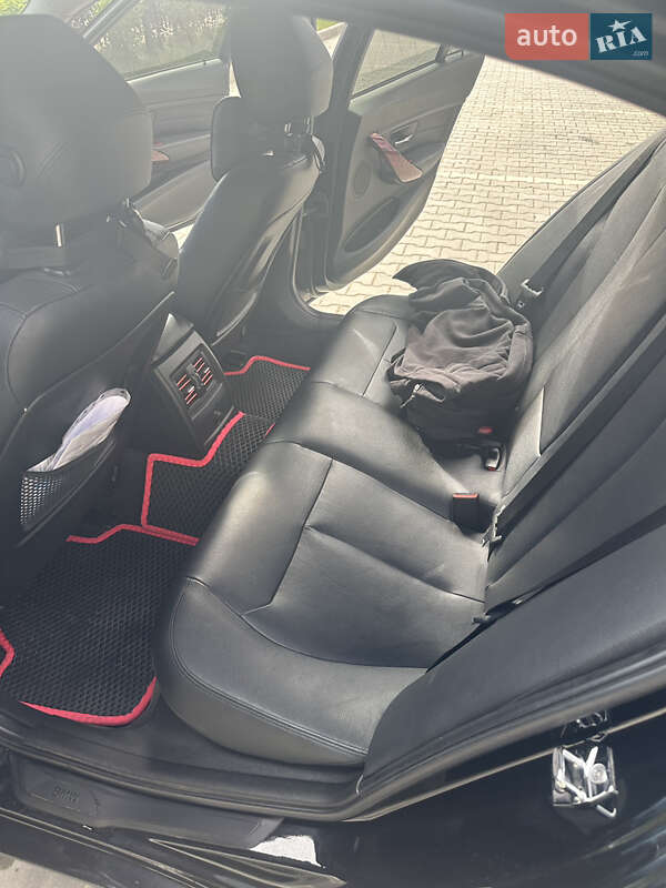 Седан BMW 3 Series 2012 в Луцке