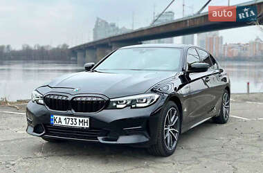 Седан BMW 3 Series 2019 в Киеве