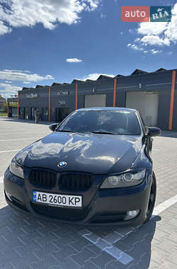 Седан BMW 3 Series 2011 в Виннице