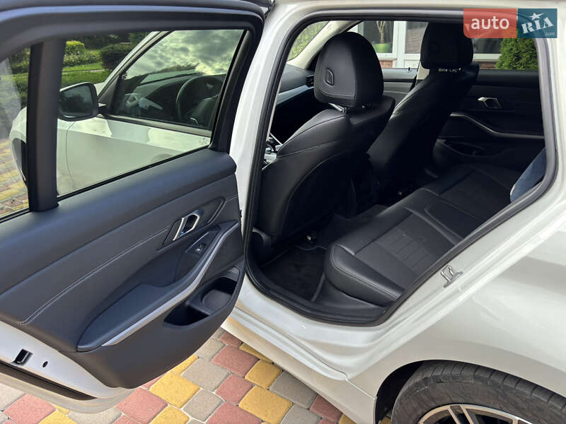 Универсал BMW 3 Series 2019 в Киеве фото 11 Универсал BMW 3 Series 2019 в Киеве