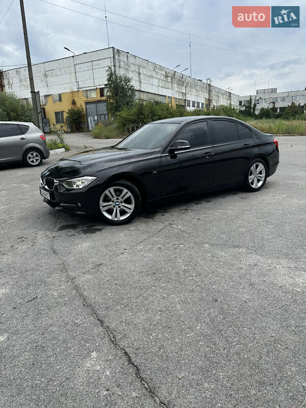 Седан BMW 3 Series 2012 в Чернигове