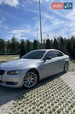 Купе BMW 3 Series 2009 в Киеве