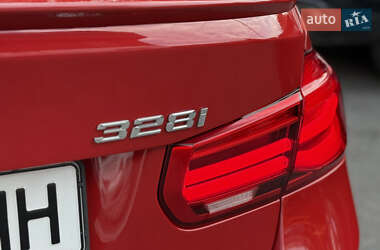 Седан BMW 3 Series 2016 в 