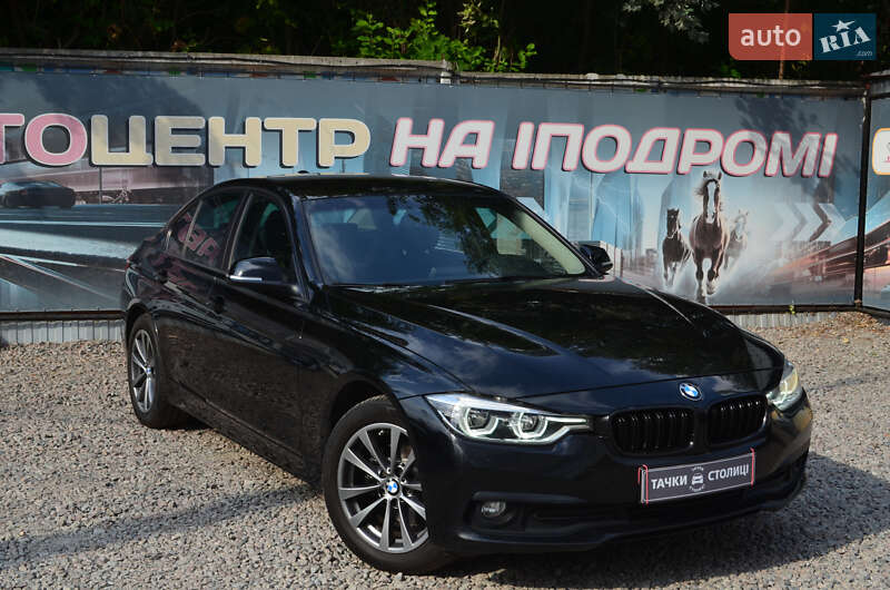 Седан BMW 3 Series 2016 в Києві