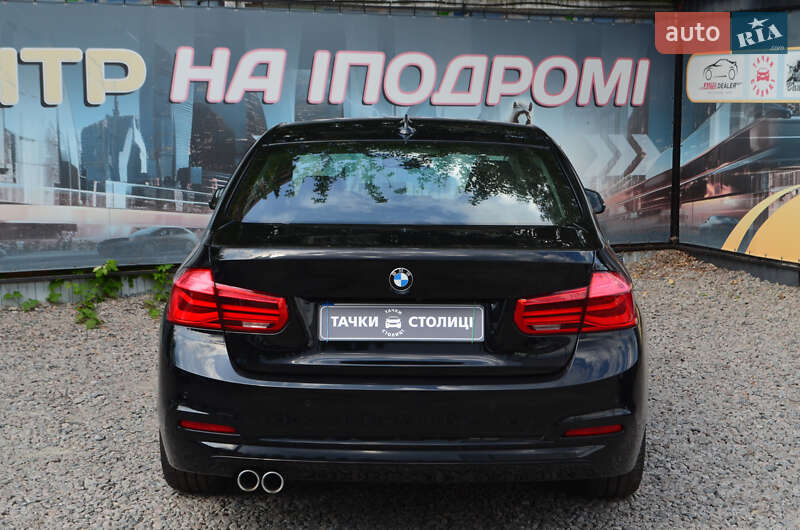 Седан BMW 3 Series 2016 в Києві