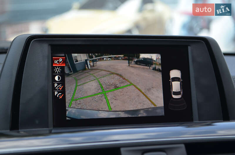 Седан BMW 3 Series 2016 в Києві