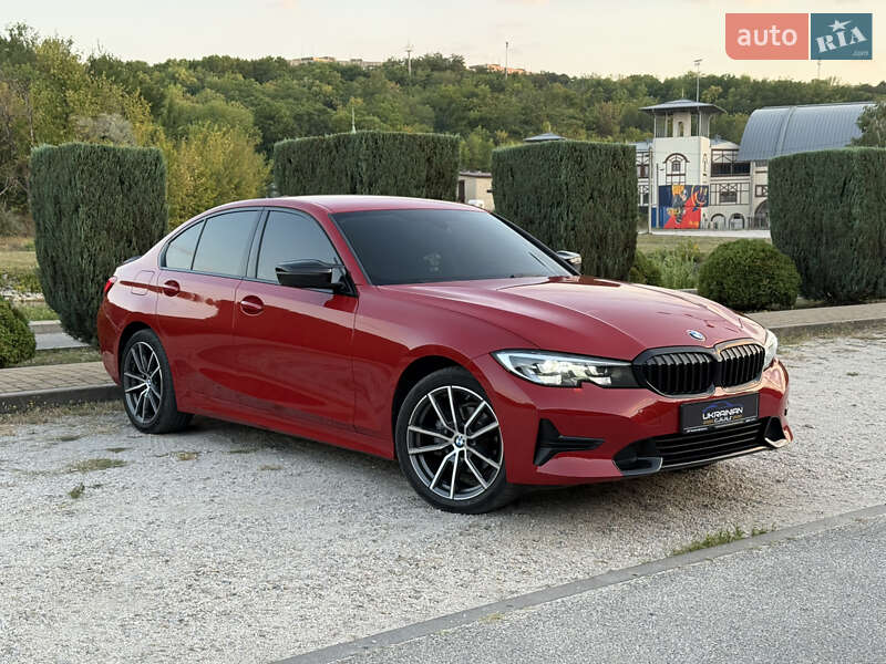 Седан BMW 3 Series 2022 в Дніпрі