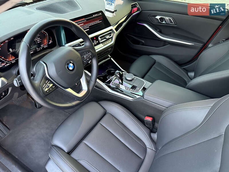 Седан BMW 3 Series 2022 в Дніпрі