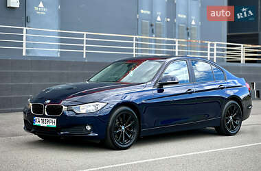 Седан BMW 3 Series 2015 в Києві