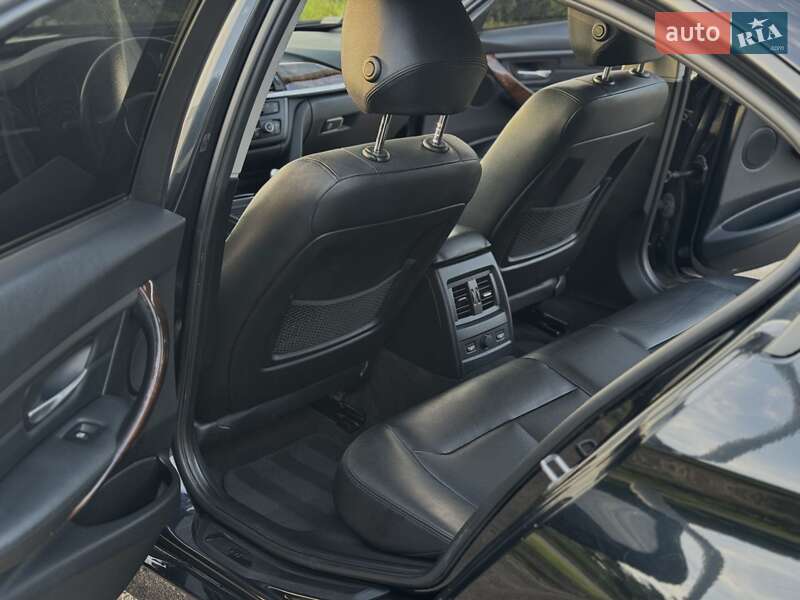 Седан BMW 3 Series 2013 в Остроге фото 12 Седан BMW 3 Series 2013 в Остроге