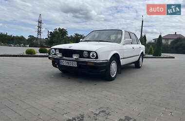 Седан BMW 3 Series 1986 в Городенці