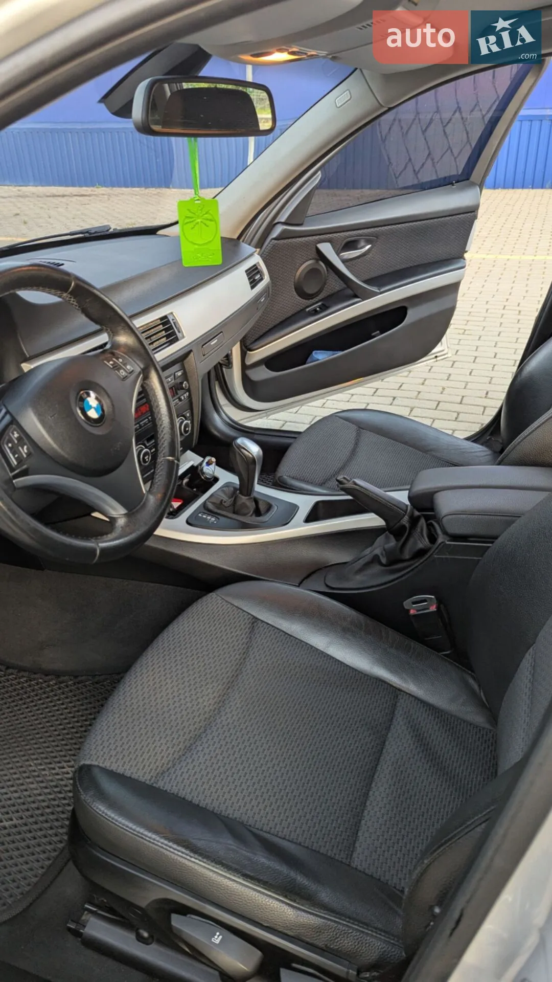 2010 BMW 3er - мініатюра 8