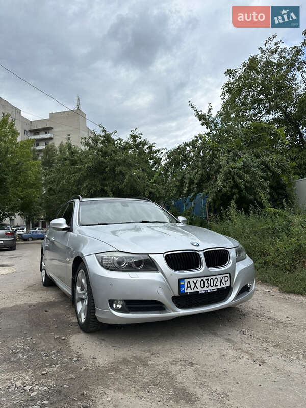 BMW 3 Series 2009