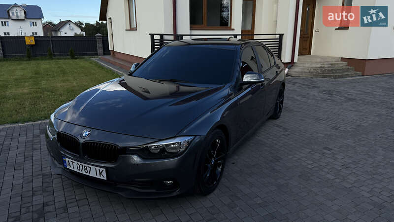 Седан BMW 3 Series 2016 в Коломые