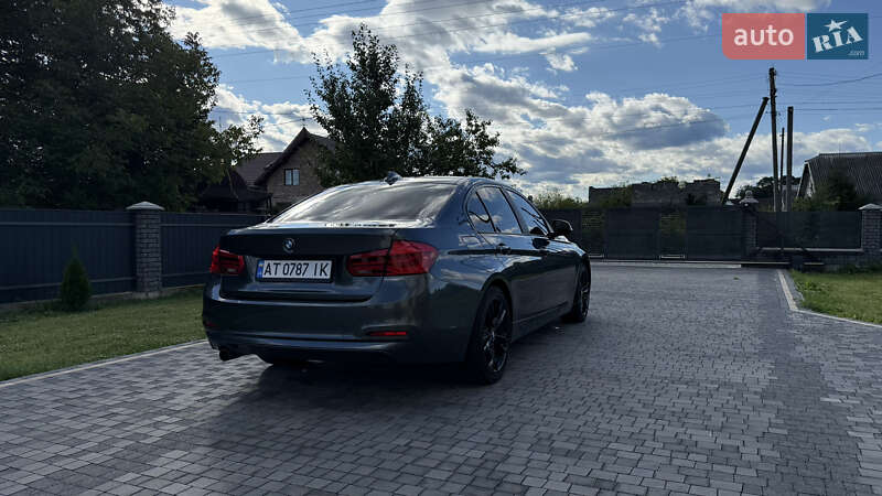 Седан BMW 3 Series 2016 в Коломые
