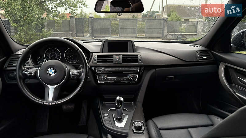 Седан BMW 3 Series 2016 в Коломые