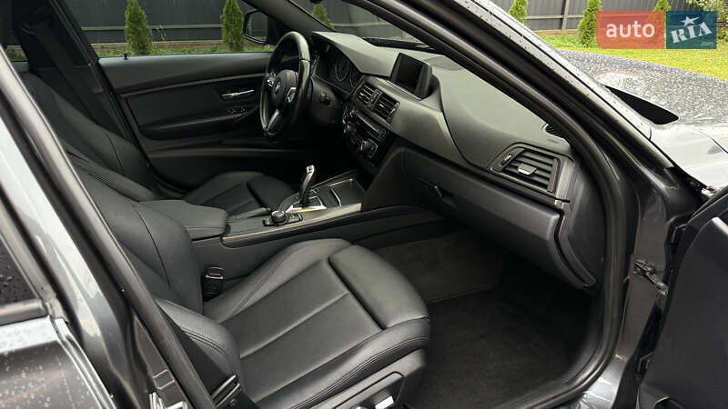 Седан BMW 3 Series 2016 в Коломые