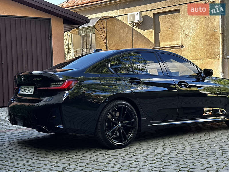 Седан BMW 3 Series 2024 в Львове
