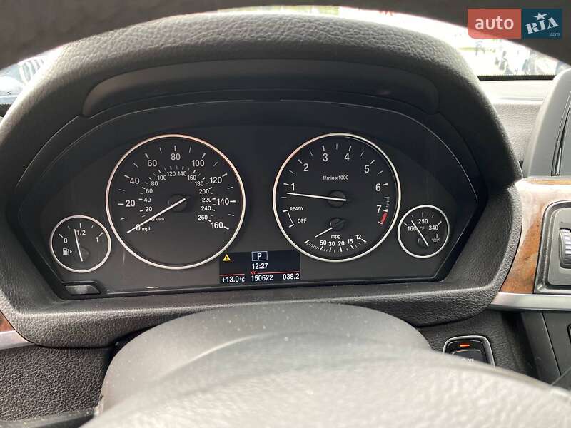 Седан BMW 3 Series 2015 в Львове