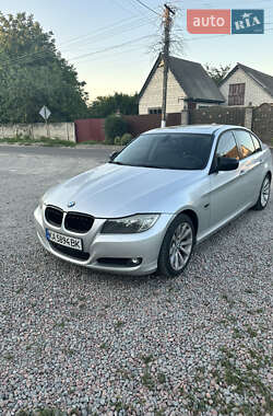 Седан BMW 3 Series 2011 в Киеве