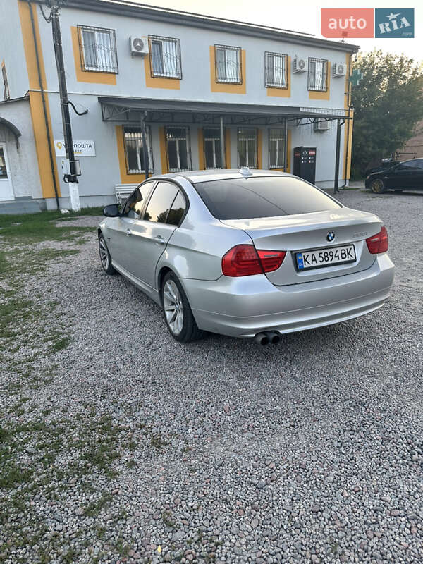 Седан BMW 3 Series 2011 в Киеве фото 12 Седан BMW 3 Series 2011 в Киеве
