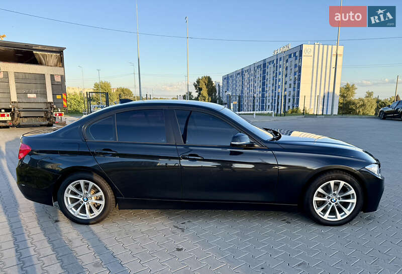 Седан BMW 3 Series 2013 в Киеве