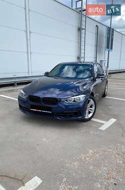 Седан BMW 3 Series 2016 в Києві