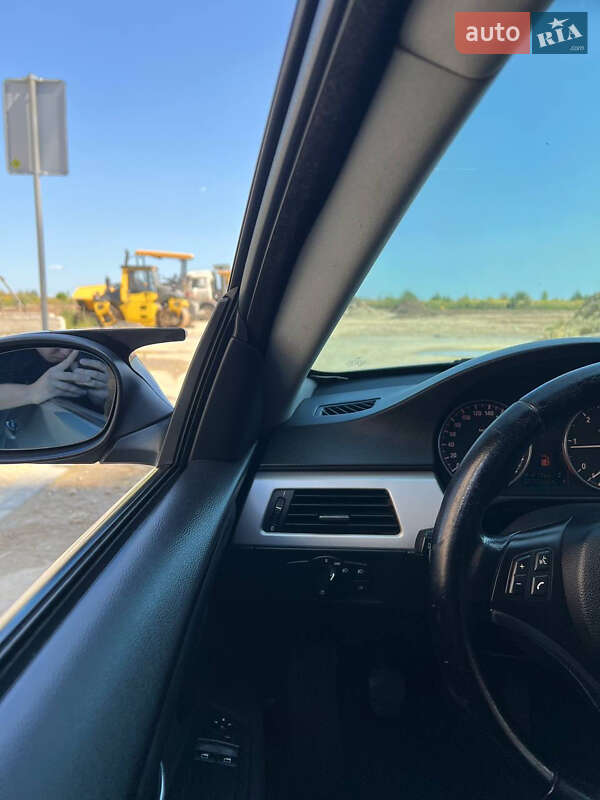 Купе BMW 3 Series 2008 в Ровно фото 15 Купе BMW 3 Series 2008 в Ровно