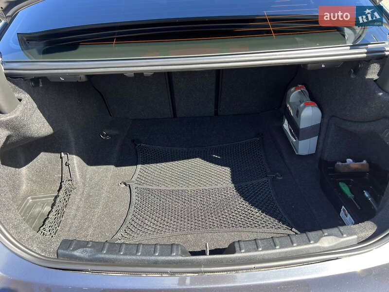 Седан BMW 3 Series 2013 в Одессе