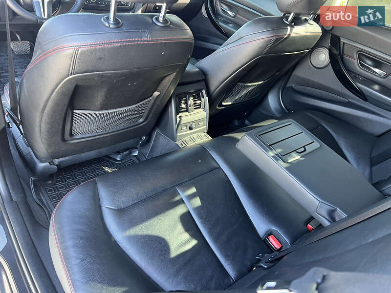 Седан BMW 3 Series 2013 в Одессе