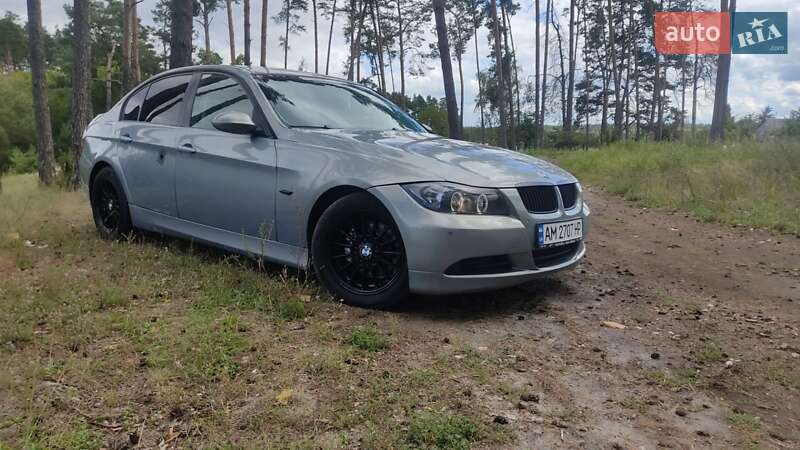 Седан BMW 3 Series 2005 в Житомире