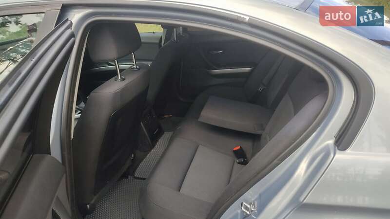 Седан BMW 3 Series 2005 в Житомире