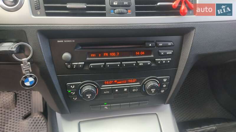 Седан BMW 3 Series 2005 в Житомире