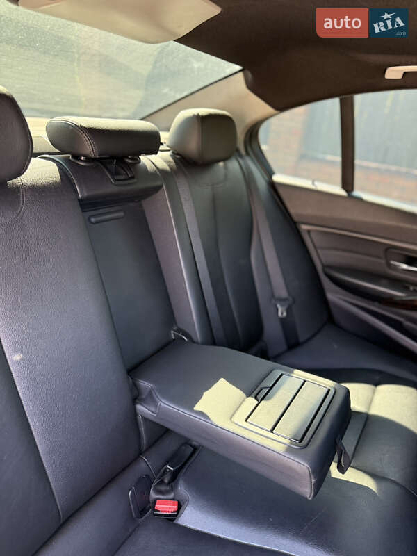 Седан BMW 3 Series 2015 в Днепре фото 5 Седан BMW 3 Series 2015 в Днепре