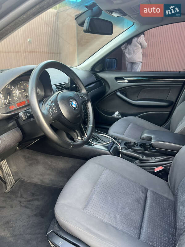 Седан BMW 3 Series 2002 в Рівному
