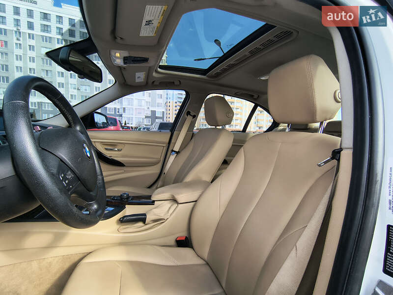 Седан BMW 3 Series 2016 в Ірпені