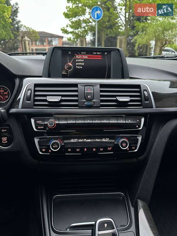 Седан BMW 3 Series 2016 в Рівному