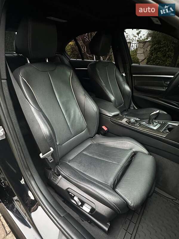 Седан BMW 3 Series 2016 в Рівному