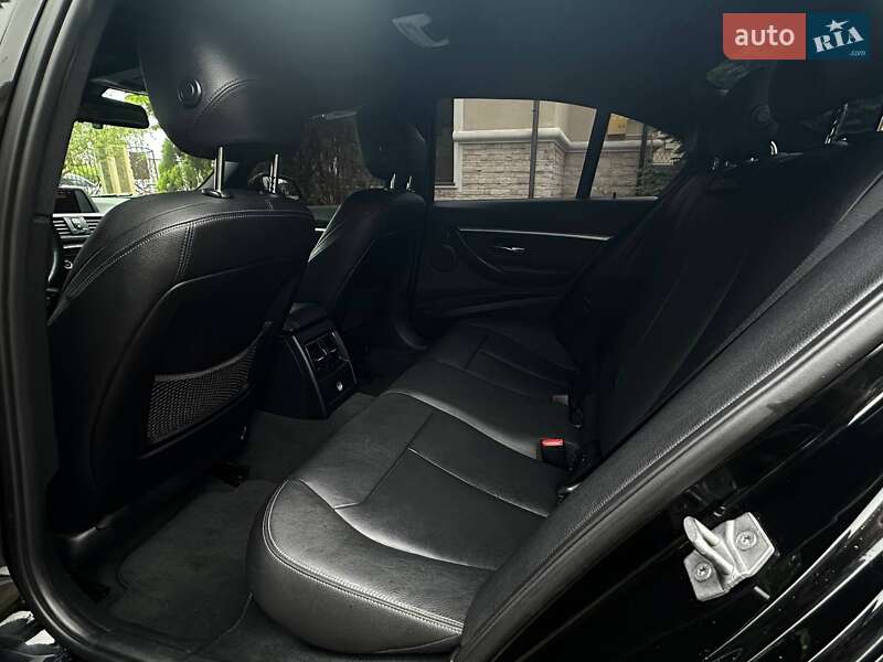 Седан BMW 3 Series 2016 в Рівному