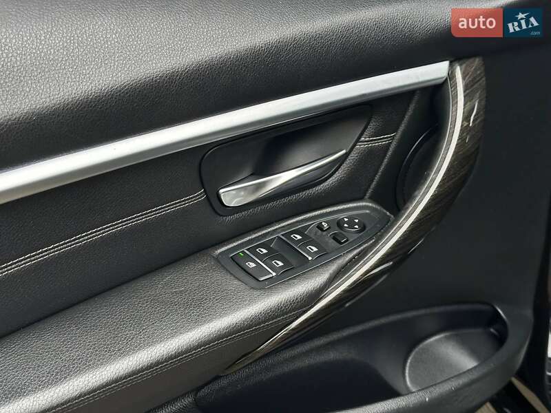 Седан BMW 3 Series 2016 в Рівному