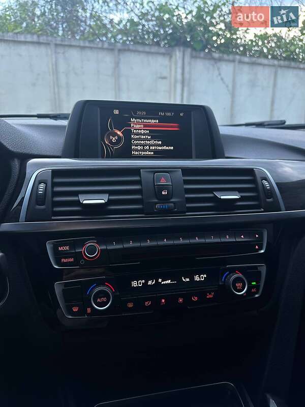 Седан BMW 3 Series 2016 в Рівному