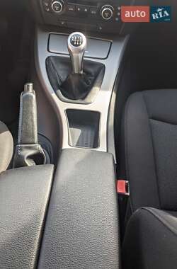 Універсал BMW 3 Series 2007 в  фото 31 Універсал BMW 3 Series 2007 в