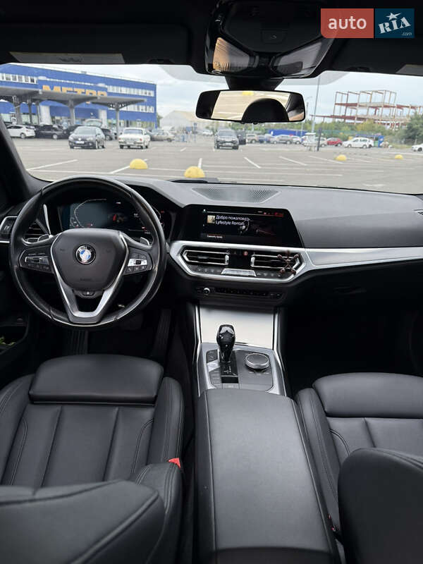 Седан BMW 3 Series 2019 в Києві