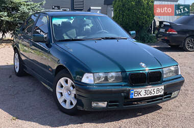 Седан BMW 3 Series 1997 в Луцьку