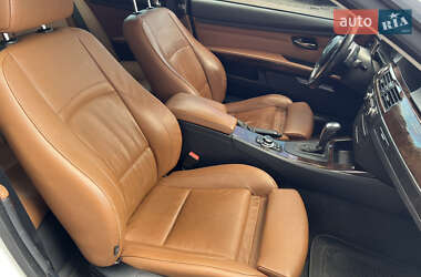 Купе BMW 3 Series 2010 в 