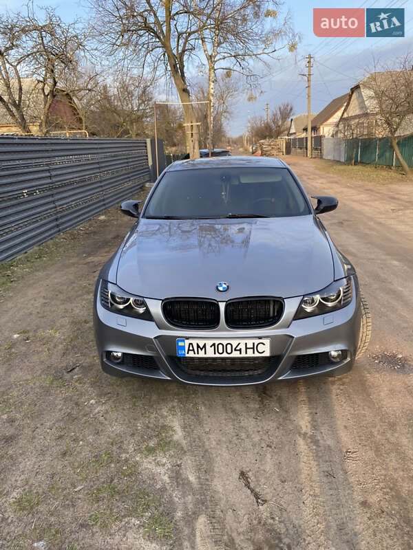 Седан BMW 3 Series 2012 в Коростені