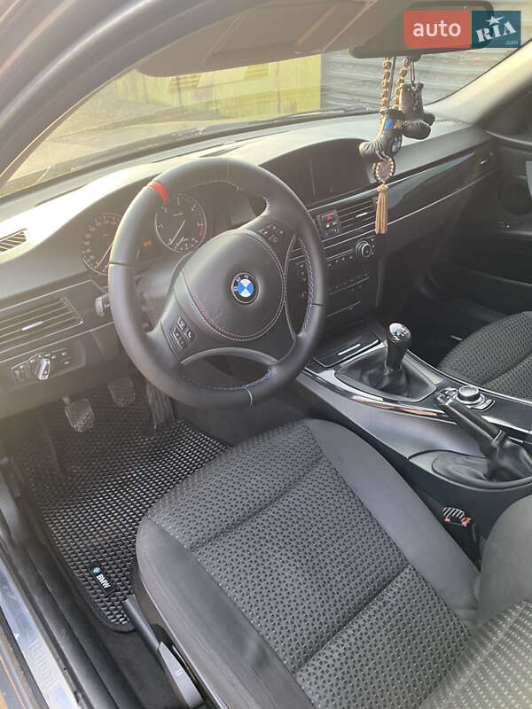 Седан BMW 3 Series 2012 в Коростені