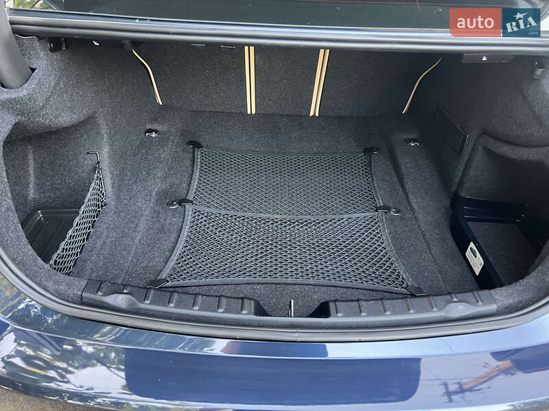 Седан BMW 3 Series 2013 в Николаеве фото 12 Седан BMW 3 Series 2013 в Николаеве