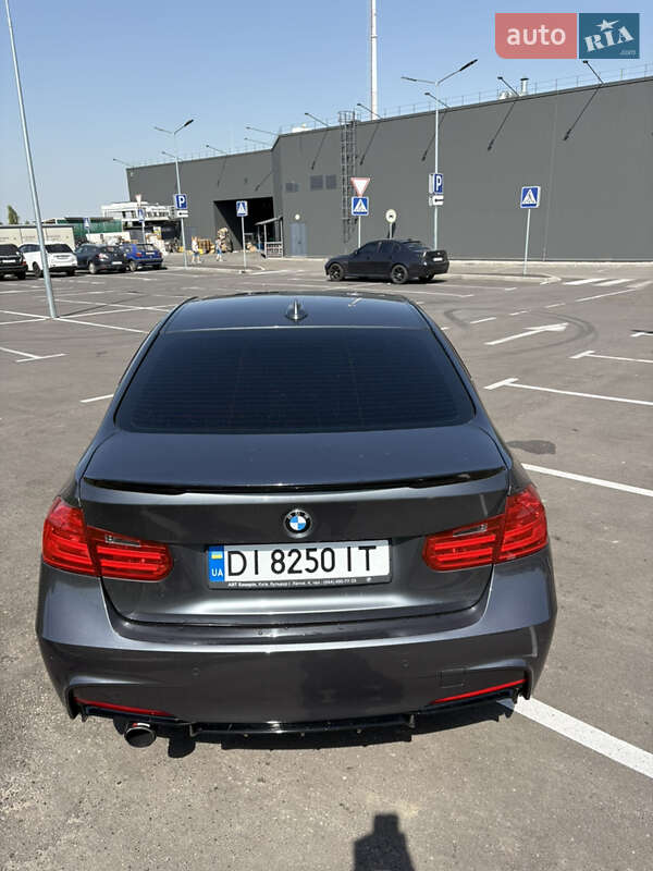 Седан BMW 3 Series 2014 в Киеве