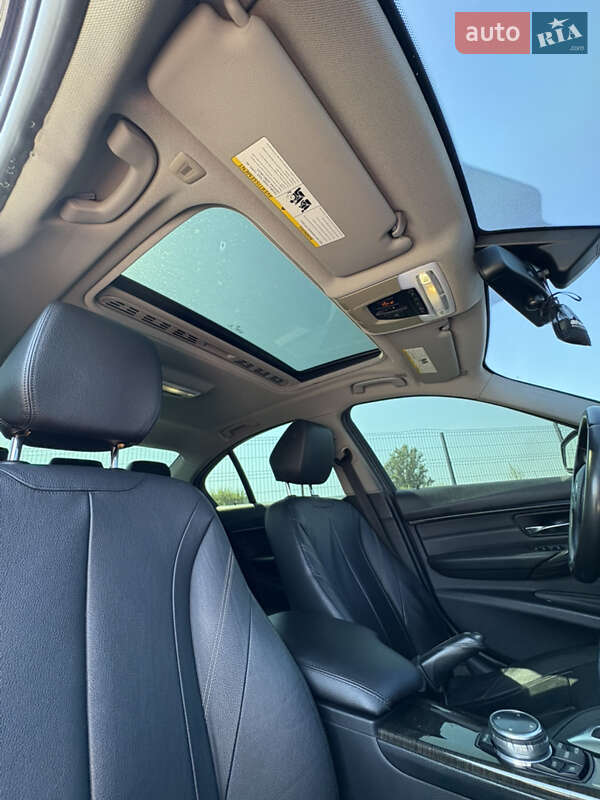 Седан BMW 3 Series 2014 в Киеве